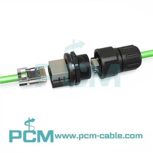 Connettore RJ45 per montaggio a pannello impermeabile